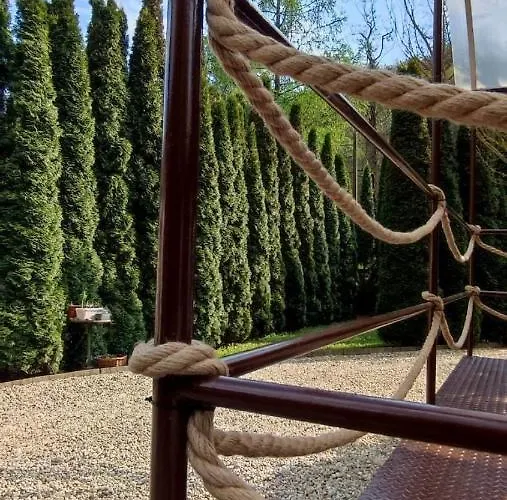 Kiralyos Pihenohaz Feriehus Háromhuta