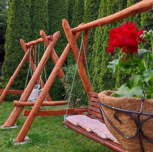 Kiralyos Pihenohaz *