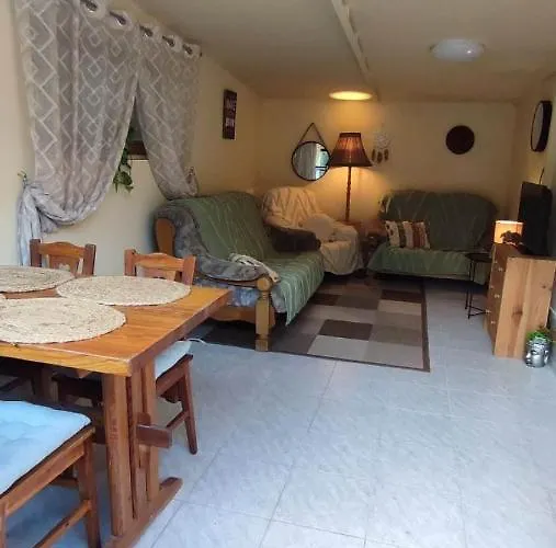 Feriehus Kiralyos Pihenohaz Háromhuta